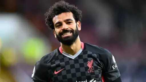 نجم ليفربول يصدم محمد صلاح...