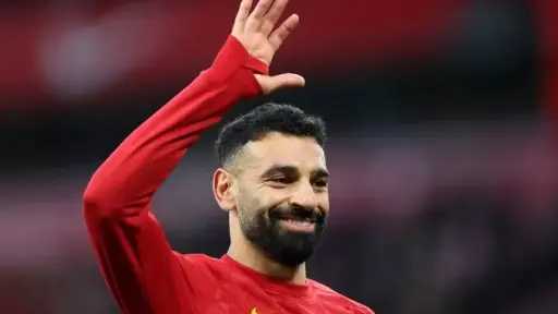 هل يجدد محمد صلاح عقده...