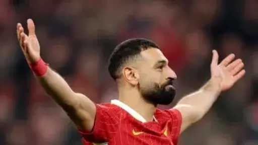 محمد صلاح يقترب من رقم...