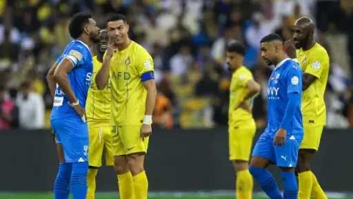 النصر يتقدم على الهلال في...