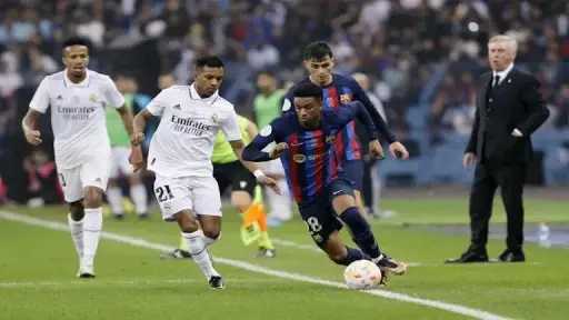 موعد مباراة برشلونة وريال مدريد...