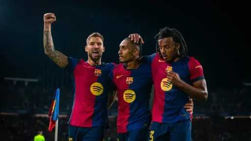 تعرف علي تشكيل برشلونة ضد...