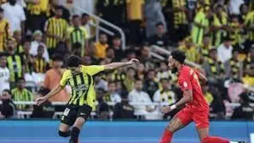 تعرف على القنوات الناقلة لمباراة...