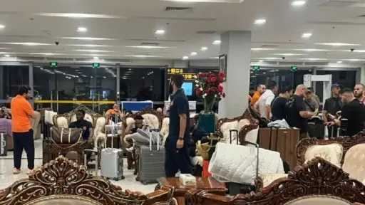 أزمة في مطار زنزبار.. بعثة...
