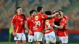 وليد صلاح الدين: الأهلي استقر...