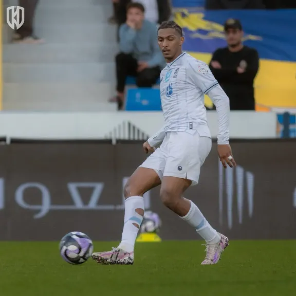 بث مباشر لمباراة الأخدود ضد نيوم