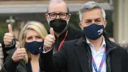 برشلونة في مأزق.. ديكو يترك...