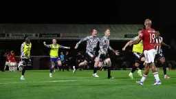 بث مباشر لمباراة جريمسبى ضد...